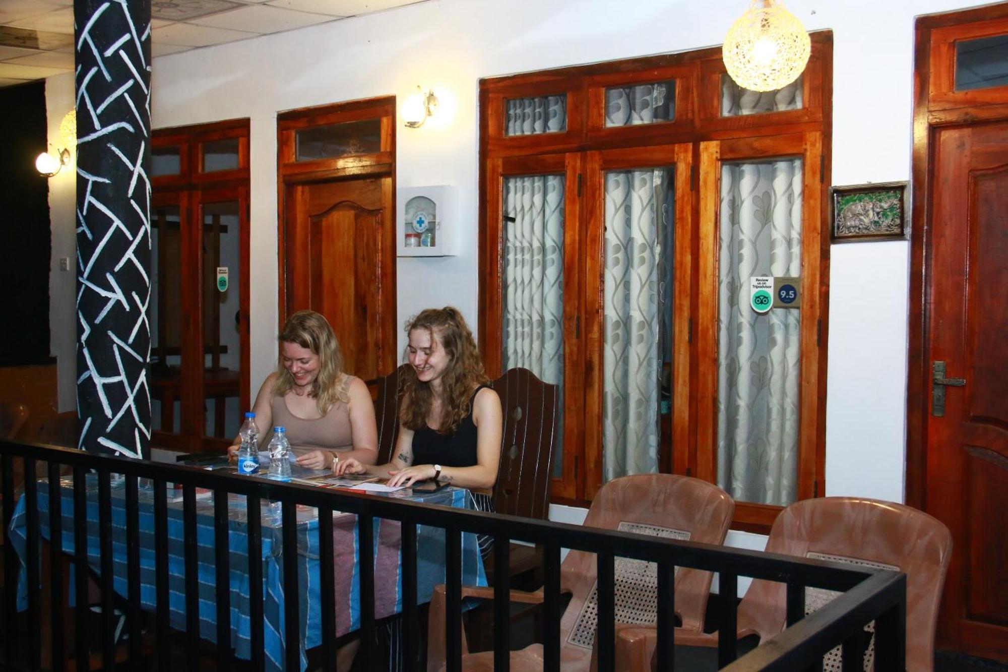 Different View Bed & Breakfast Ела Екстериор снимка
